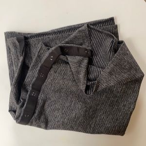 Lululemon scarf